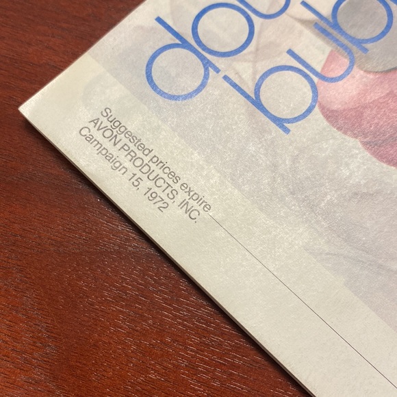 Vintage Avon Catalogs - set of 4. 1969, 1972 and 2 from 1979 Excellent condition - Picture 7 of 14